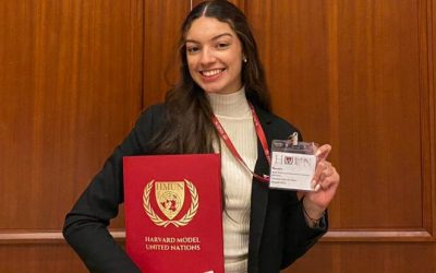 Ex-aluna do Colégio São Luís participa de simulações da ONU, em Harvard