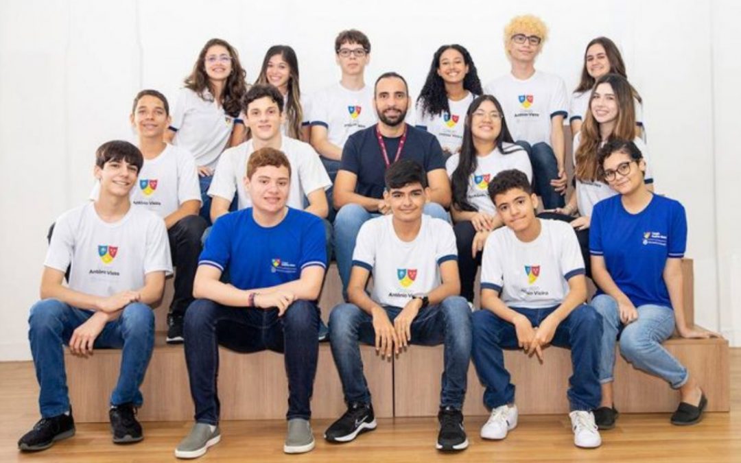 Grupo de estudantes do Colégio Antônio Vieira está na final da Olimpíada Nacional de História do Brasil