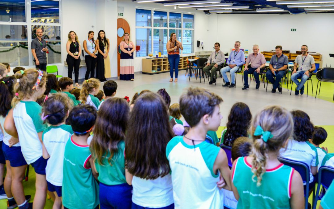 Provincial dos Jesuítas no Brasil, Pe. Mieczyslaw Smyda, SJ, visita o Colégio dos Jesuítas