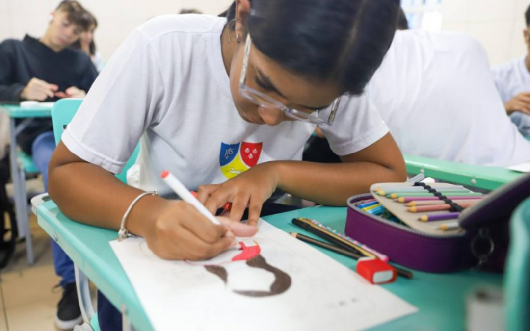 Projeto de codocência incentiva jovens para autoconhecimento e atenção ao outro