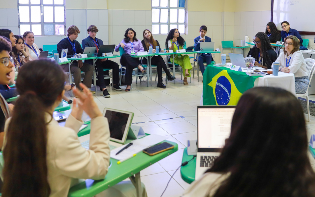 Cerimônia de abertura e primeiras sessões marcam o início da III ONU Intercolegial