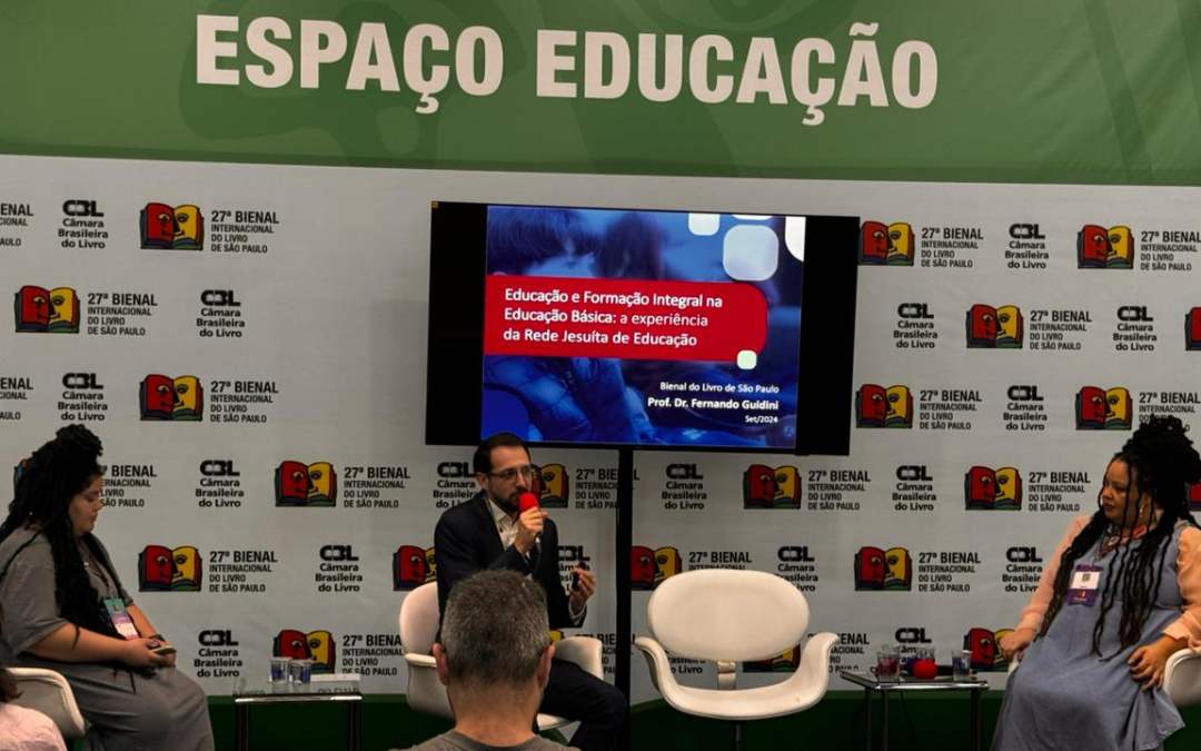 Diretor da RJE fala sobre educação e formação integral na 27ª Bienal Internacional do Livro de São Paulo