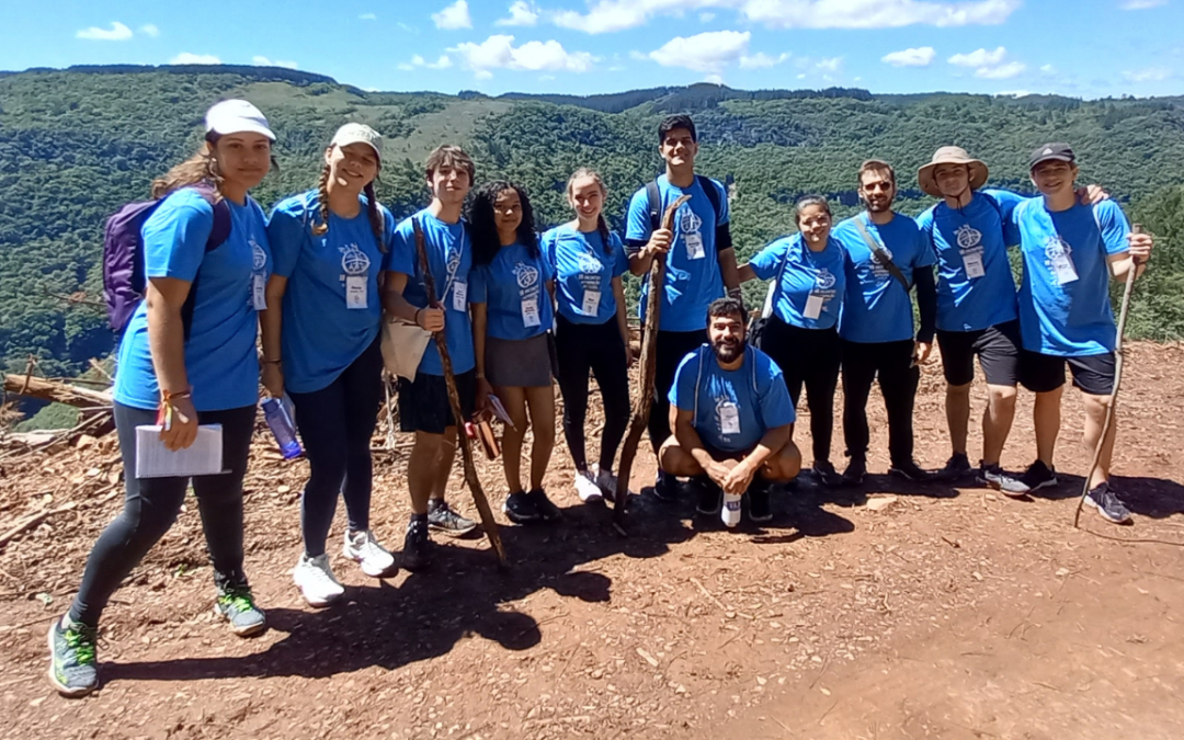 Jovens se despedem do 7º Encontro de Formação Integral