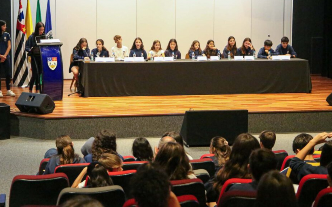 Alunos do 7º ano do Colégio São Luís promovem Manifesto pela Paz