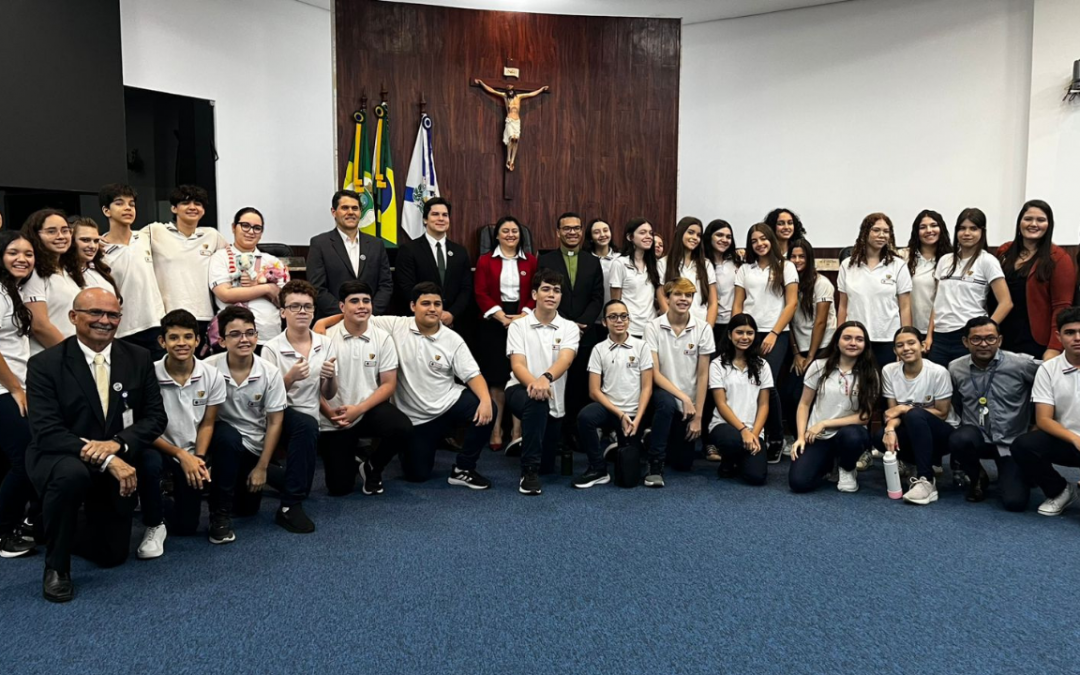 Colégio Santo Inácio celebra 65 anos e recebe homenagens da Câmara Municipal e da Assembleia Legislativa do Ceará