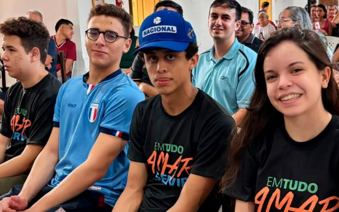 Estudantes do Colégio Santo Inácio (CE) participam de voluntariado em Vazantes