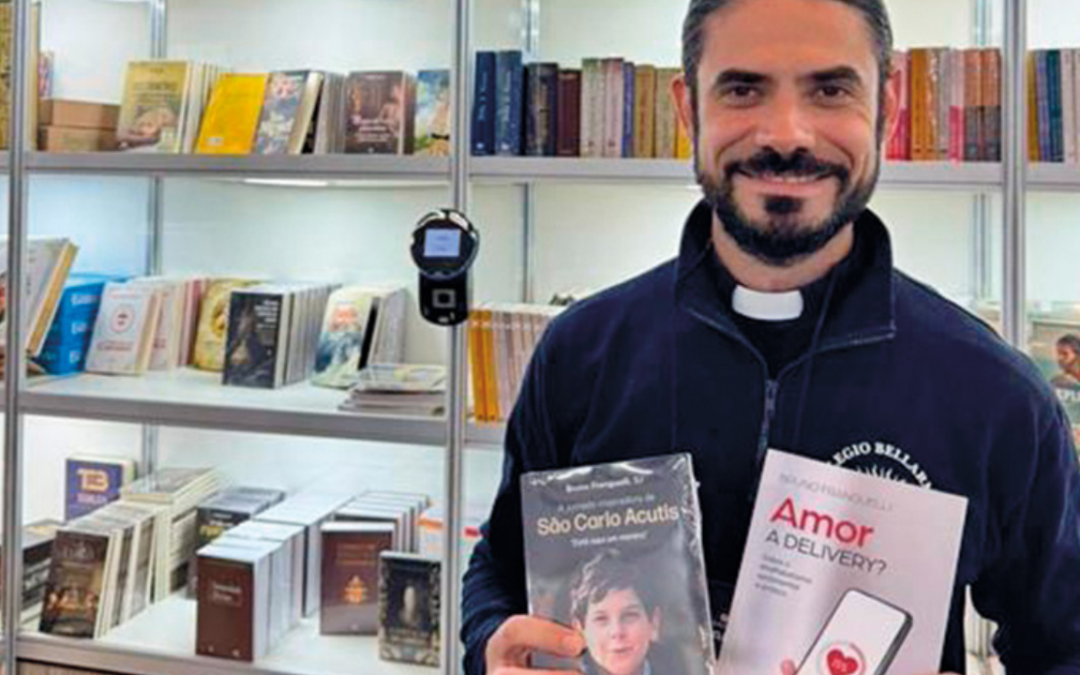 Pe. Bruno Franguelli, SJ, apresenta livro sobre a história de Carlo Acutis