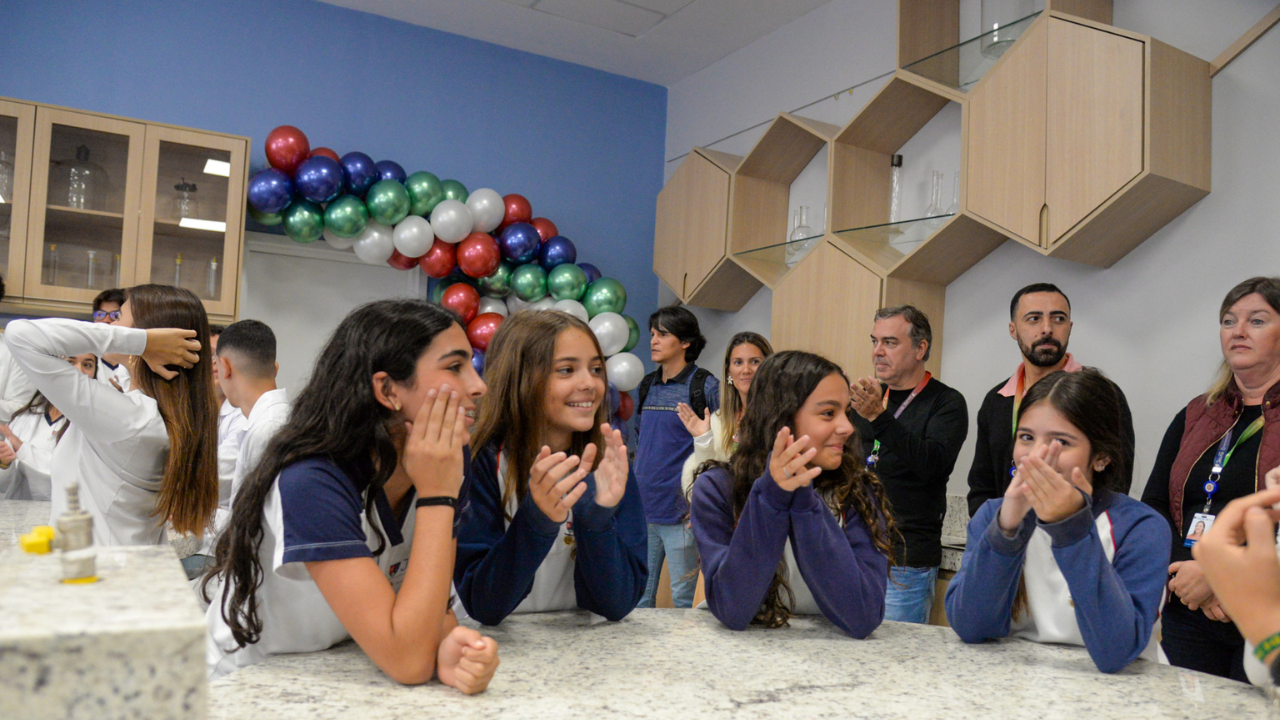 Jesuítas inaugura novos e modernos laboratórios de ciências da natureza