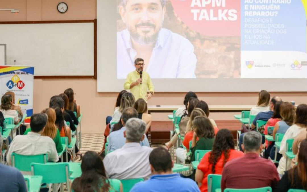 “Na atual Sociedade do Desempenho, tornou-se urgente reinventar as relações entre pais e filhos”