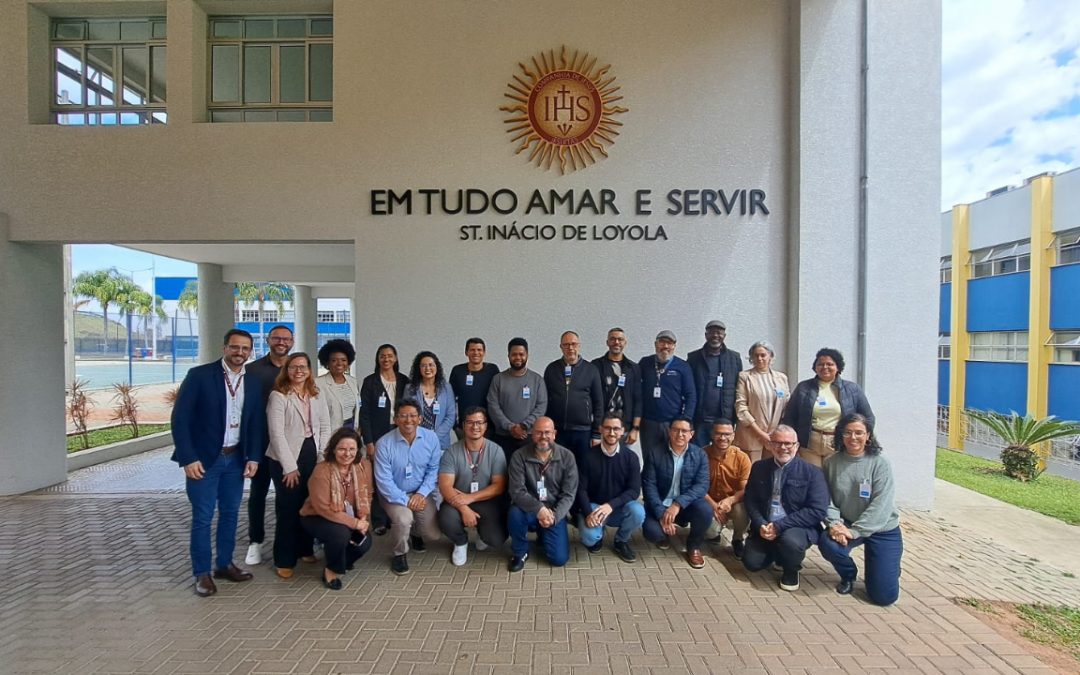 Colégio Medianeira sedia o Encontro de Homólogos de Formação Cristã e Pastoral da RJE