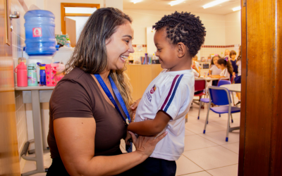 Primeiros passos na escola: a coragem de crescer com afeto