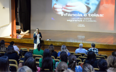 Colégio dos Jesuítas promove palestras sobre o ECA Digital e os desafios dos ambientes virtuais
