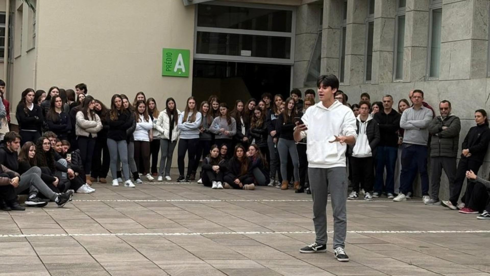 Projeto de poesia dá voz aos estudantes do Colégio Anchieta (RS)