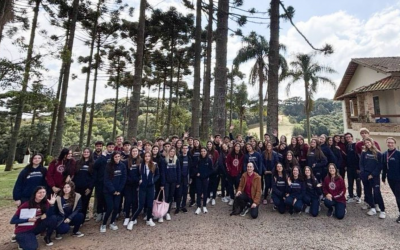 Pesquisa em movimento: estudantes do Colégio Medianeira ampliam investigações em aulas de campo