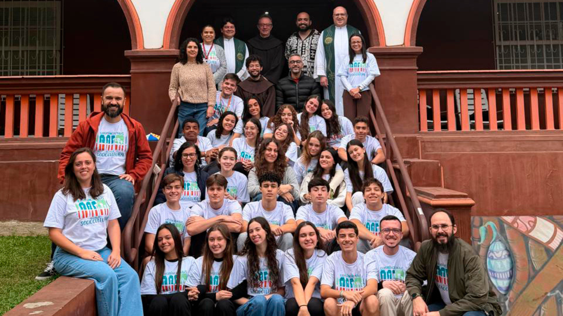 Estudantes da RJE participam da Experiência Magis de Inserção Sociocultural