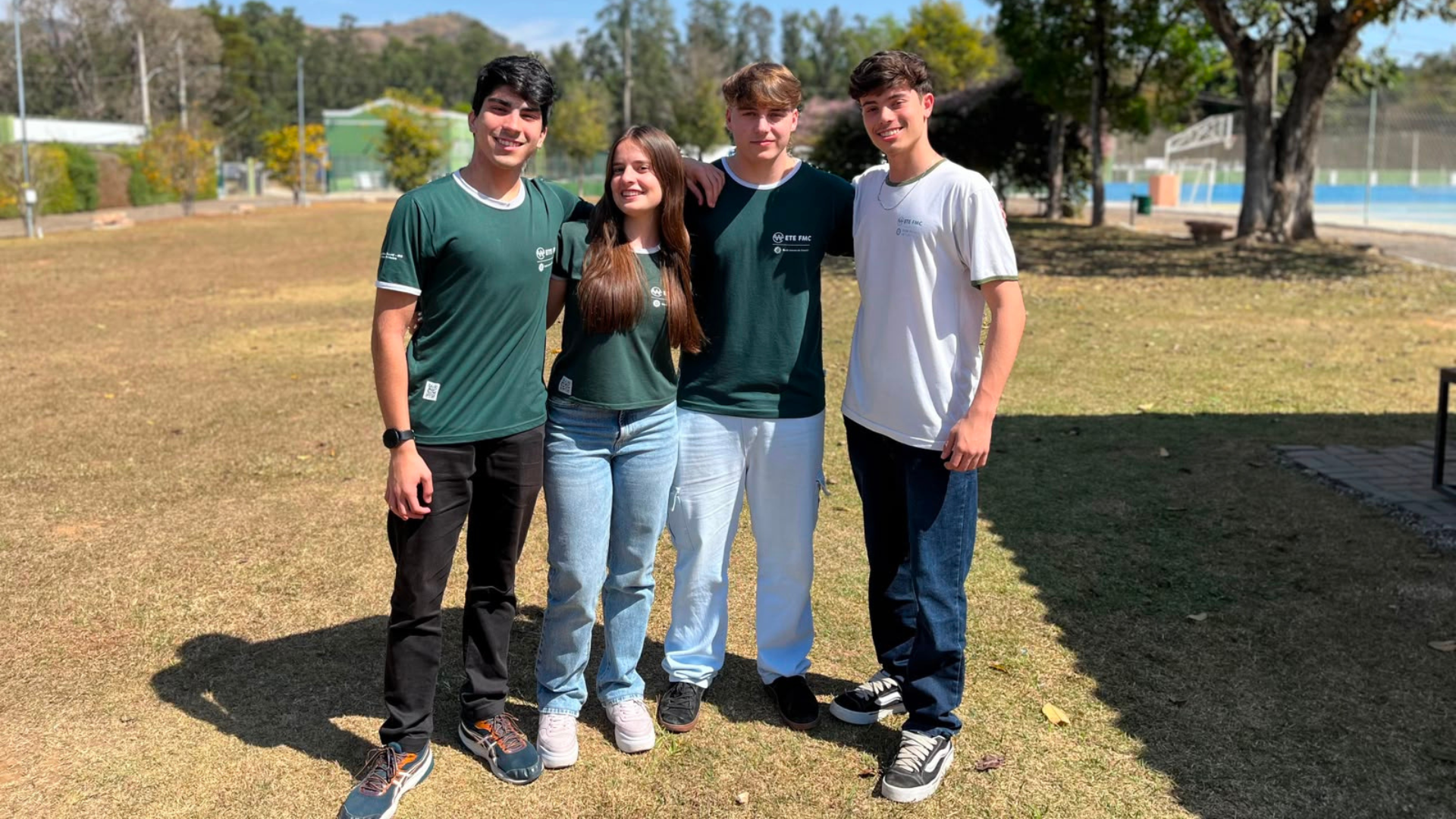 Estudantes da ETE FMC desenvolvem satélite para monitoramento de carbono
