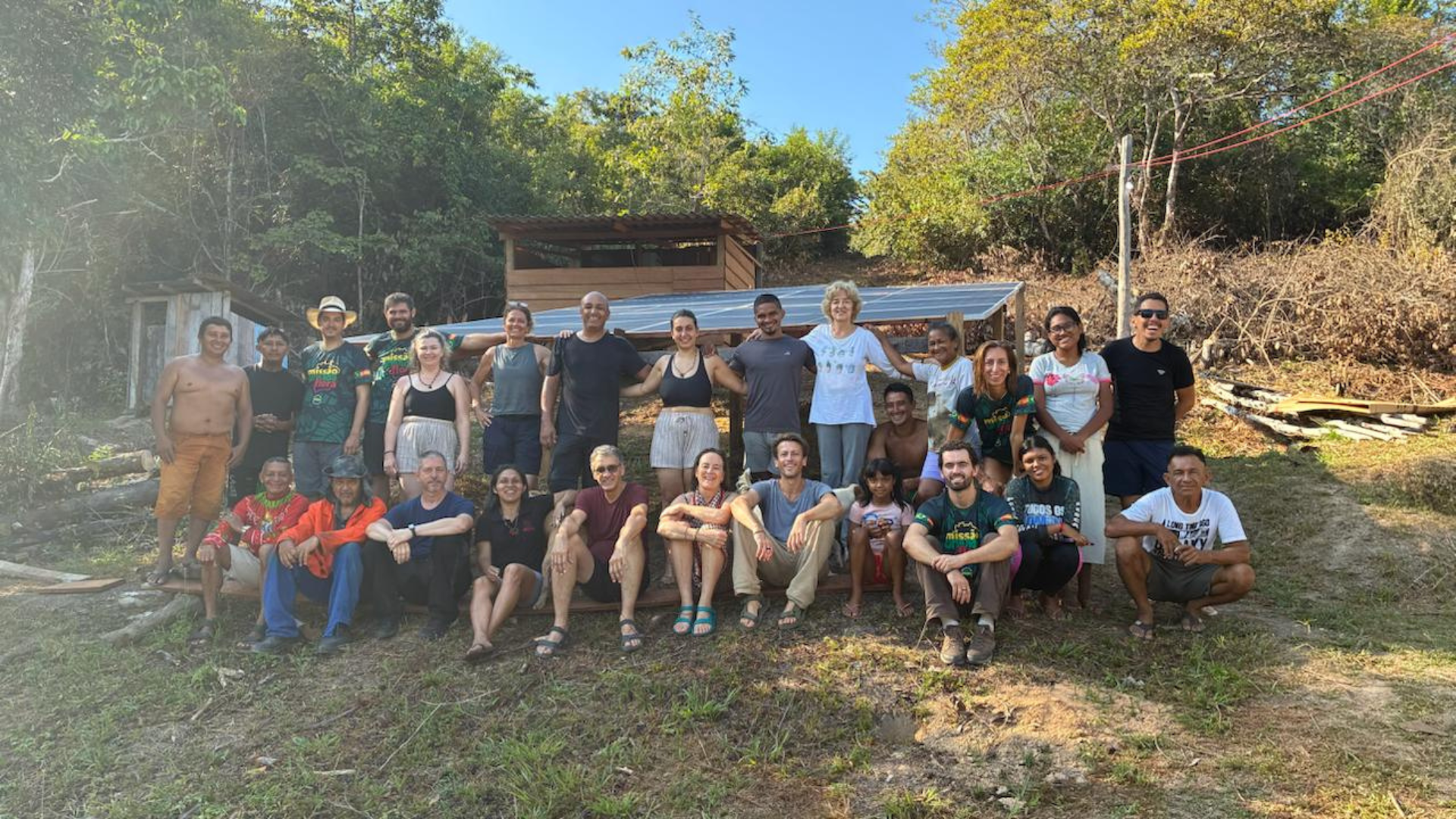 Projeto Flora leva energia solar e fortalece intercâmbio em comunidades de Maués (AM)