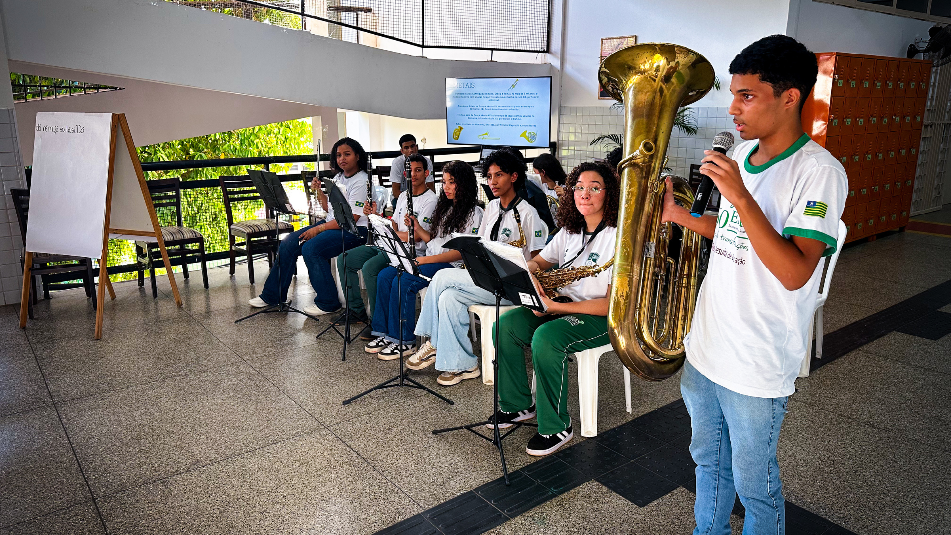 Estudantes da Esar desenvolvem projeto que une números e sons